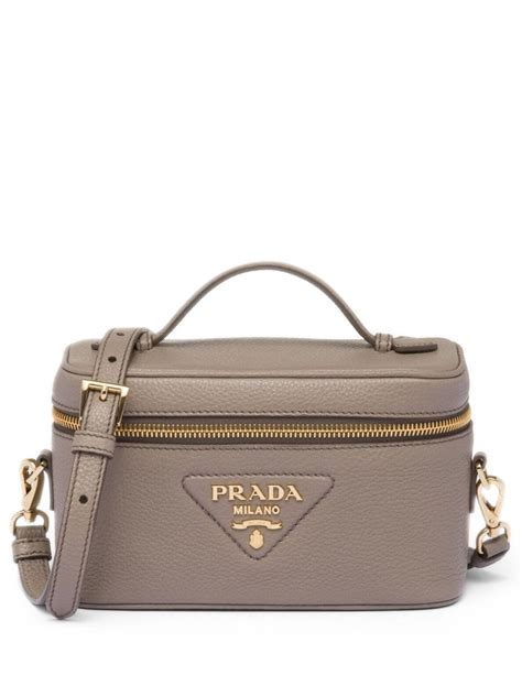 prada tasche mit logo prägung|prada taschen damen.